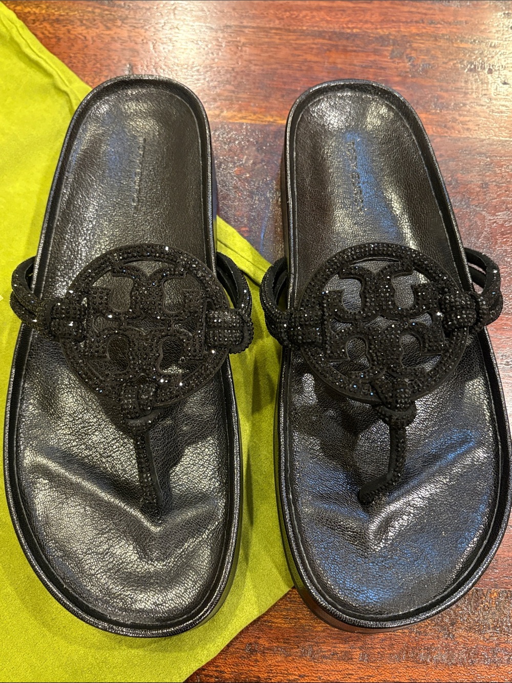 Tory Burch Miller Cloud Knotted Pave Leather Sandal in Perfect Black size 8.5 - Picture 5 of 13
